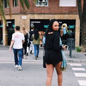 Meet your Posher, Maha